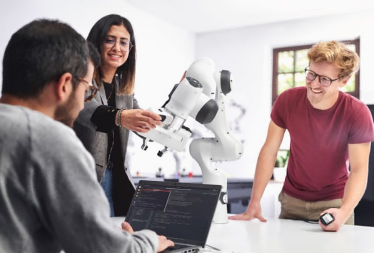 FRANKA机器人FR3 V1 - PNP机器人具身智能|具身方案|机器人|灵巧手